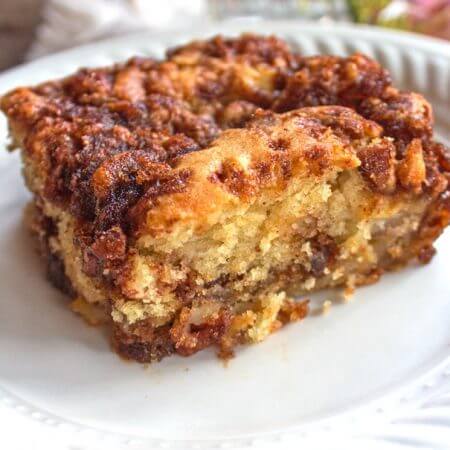 Apple Sour Cream Cake