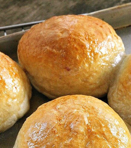 Italian Bread Bowls - Bunny's Warm Oven