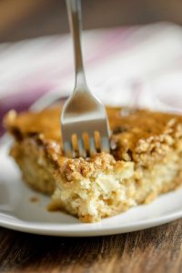 Mom's Best Apple Cake