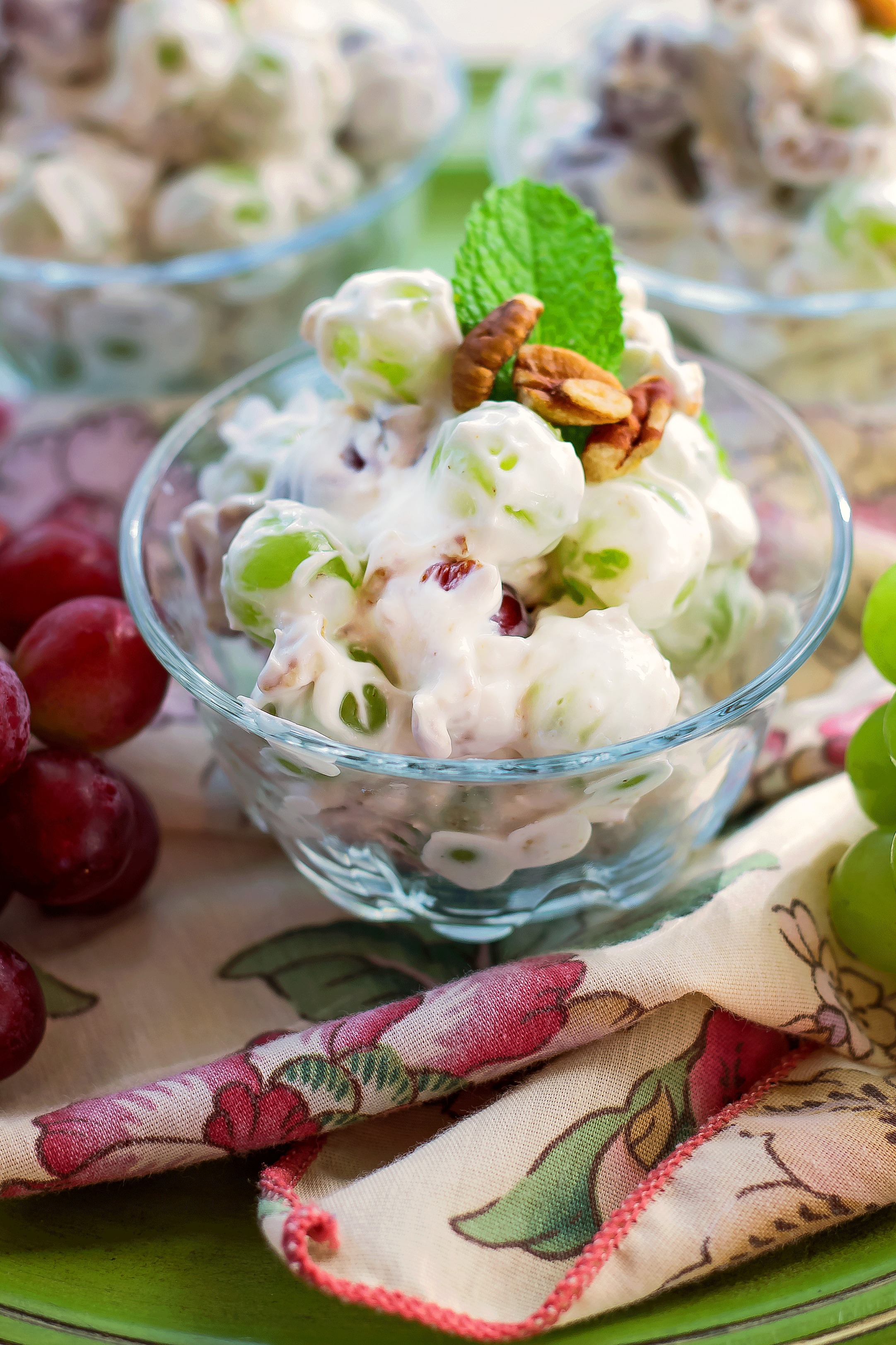 Creamy Delicious Grape Salad - Bunny's Warm Oven