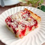 Delicious Cherry Coffee Cake with Crumb Topping