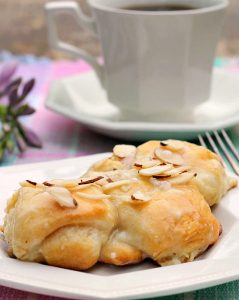 Lemon Cream Cheese Crescent Ring