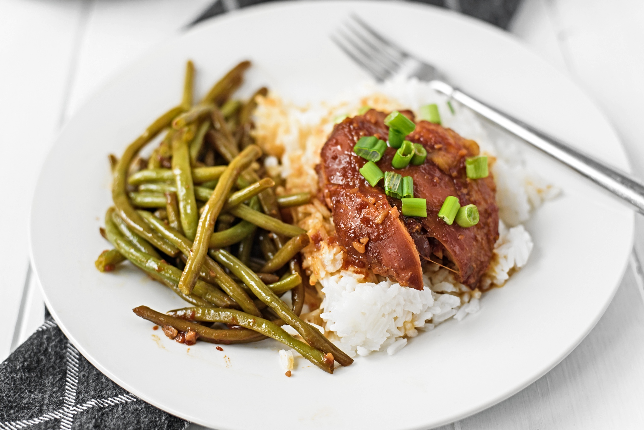 Crock Pot Garlic & Honey Chicken Thighs - Bunny's Warm Oven