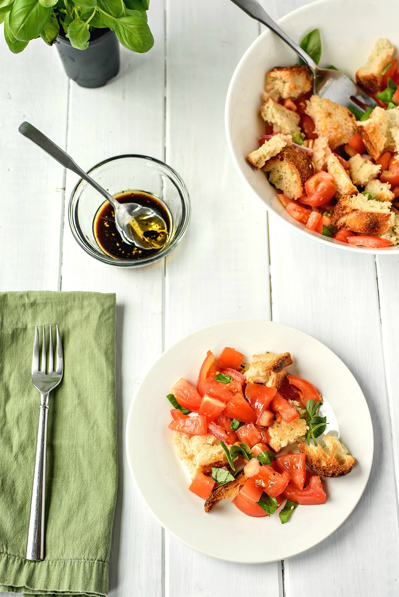 Panzanella Tomato Salad with Balsamic Vinaigrette